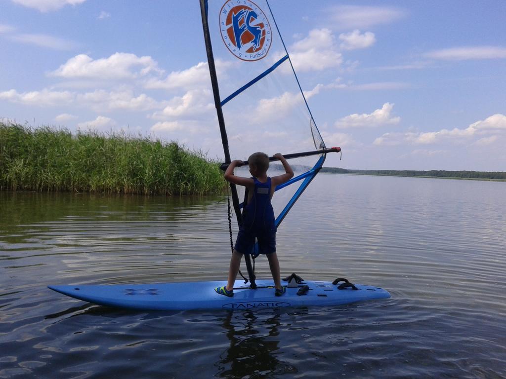 Yacht Club Apartamenty Radzyń Kültér fotó